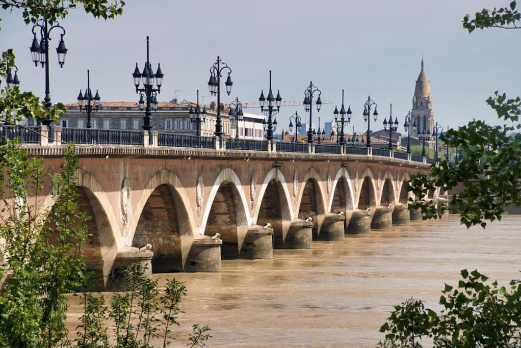 Charmant T2 Hyper-Centre Bordeaux Luaran gambar